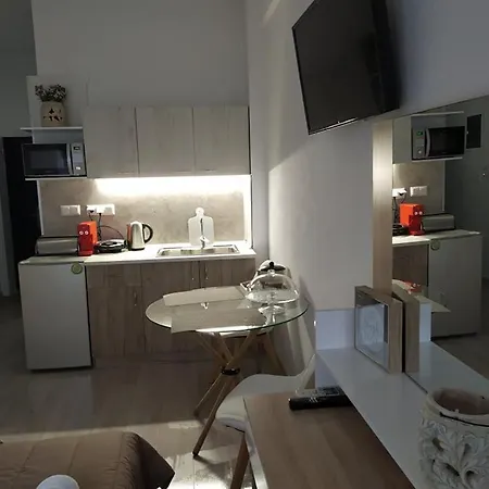 Brilliant Deluxe كافالا